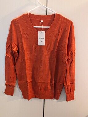 Athmile Woman's Medium Rust Orange V-Neck Women's Sweater - Medium NWT